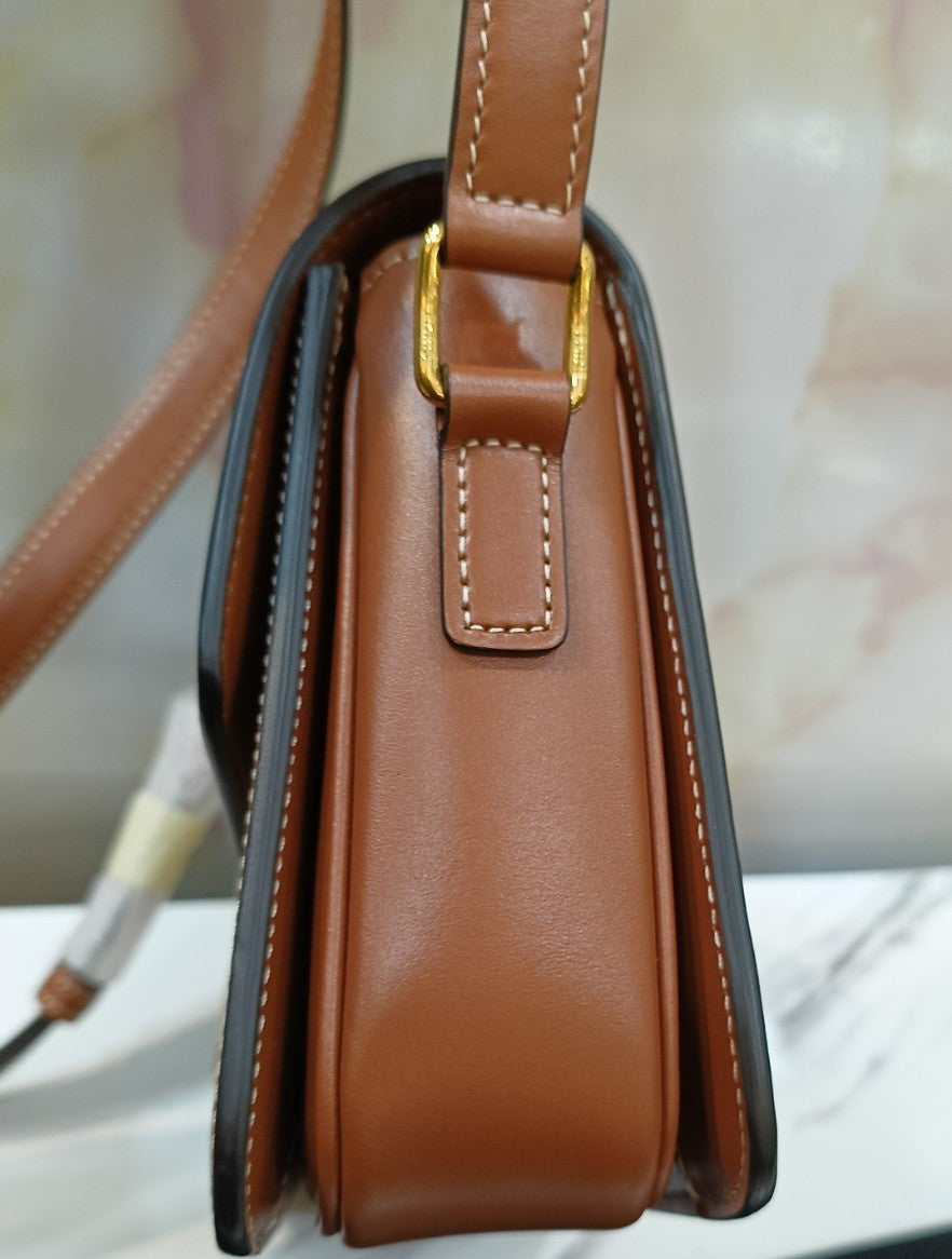 *Never been used* Celine Triomphe White Teen GHW 2022