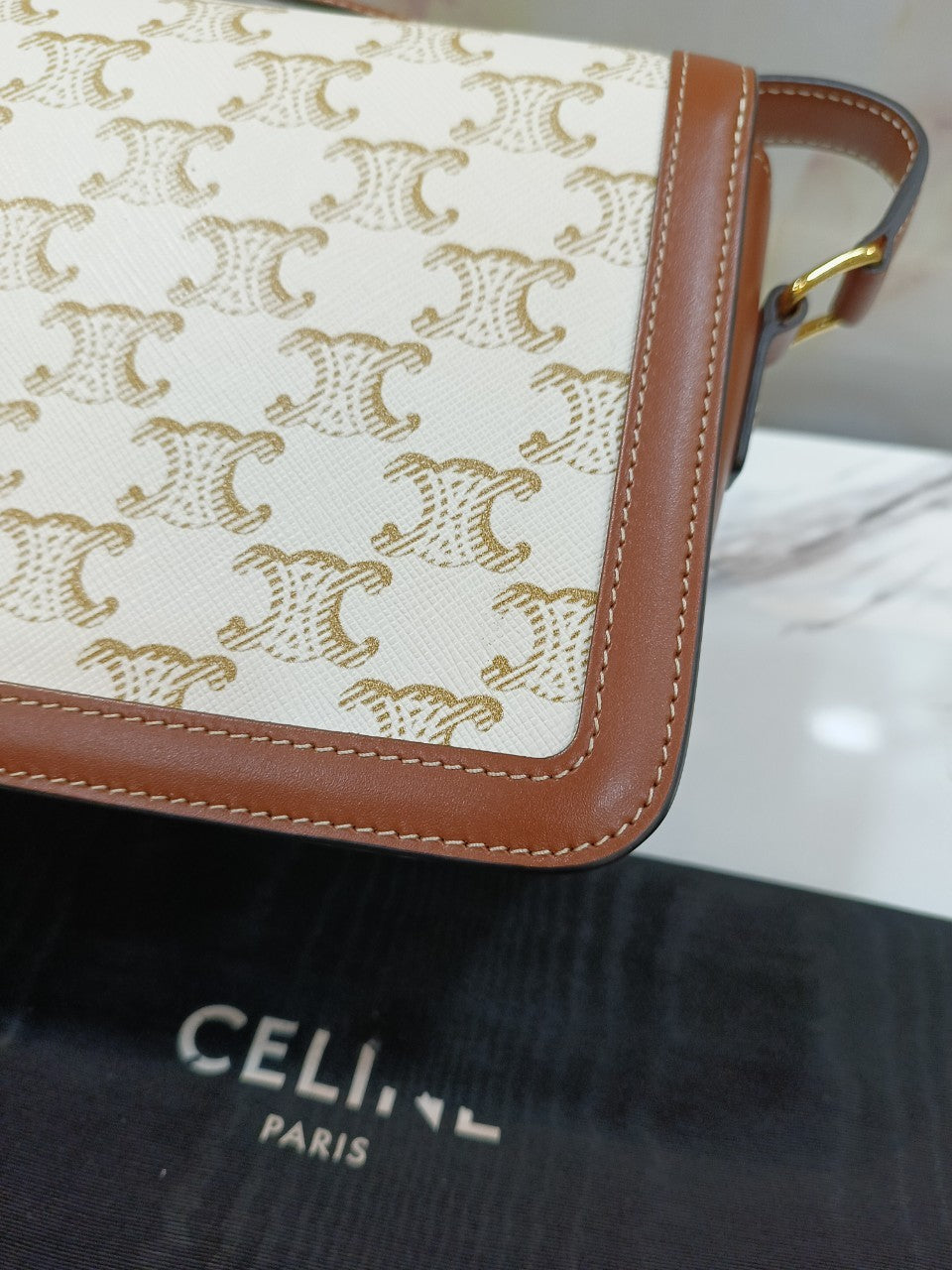 *Never been used* Celine Triomphe White Teen GHW 2022