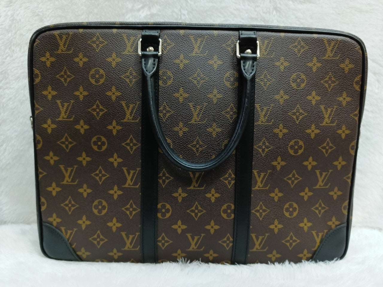 LV Porte Documents Voyage GM Monogram Macassar 2012