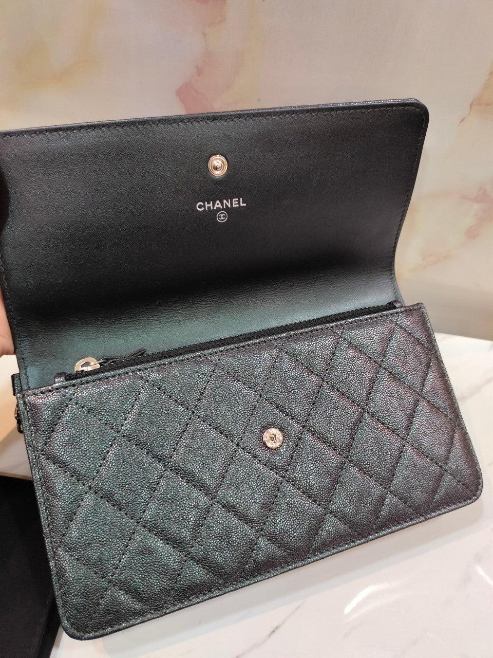 Chanel WOC Iridescent Purple Black SHW #27. Size 20x11x3cm
