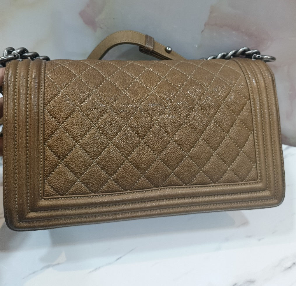 Chanel Boy25 Medium Caviar Bronze RHW#17. Size 25x15x9cm