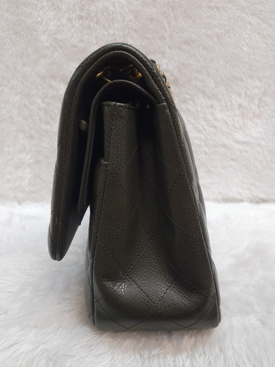 Chanel Jumbo Caviar Olive GHW DF #21. Size 30x19,5x10cm