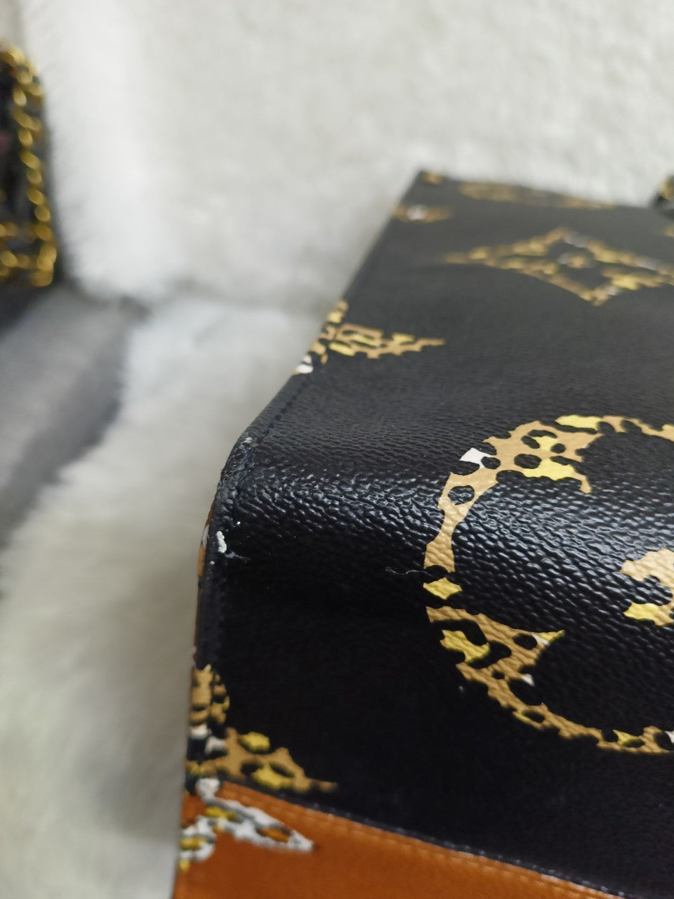 Lv Mono Jungle 2019