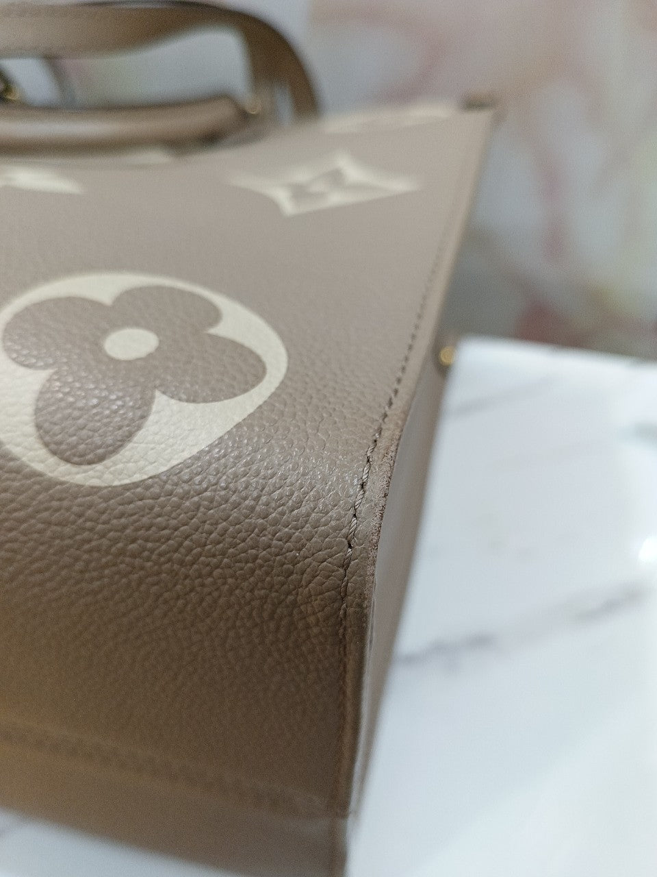 LV OTG MM Monogram Empreinte Tourterelle Cream 2022 (CHIP)