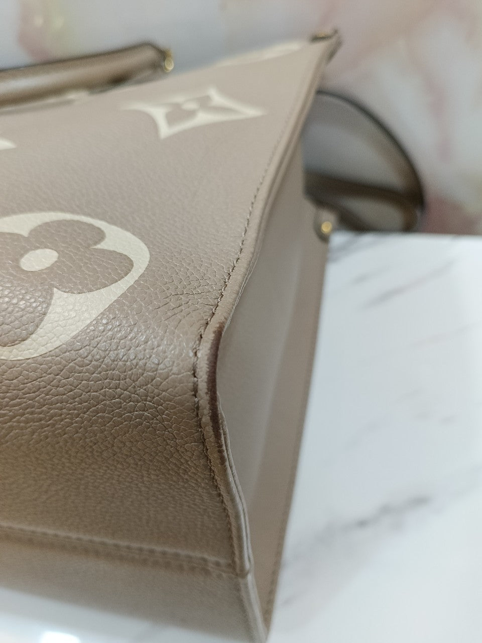 LV OTG MM Monogram Empreinte Tourterelle Cream 2022 (CHIP)