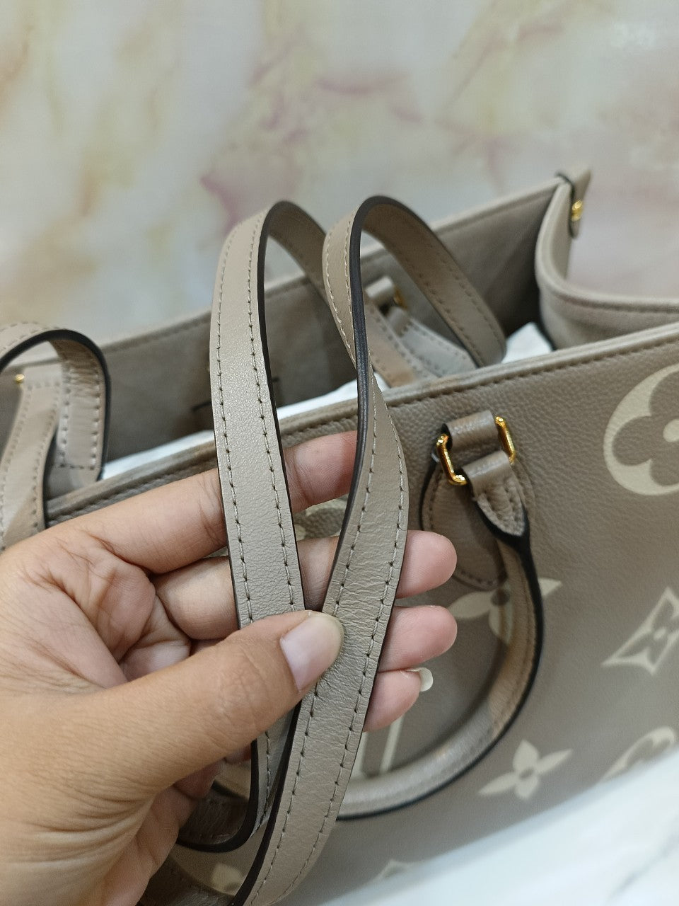 LV OTG MM Monogram Empreinte Tourterelle Cream 2022 (CHIP)