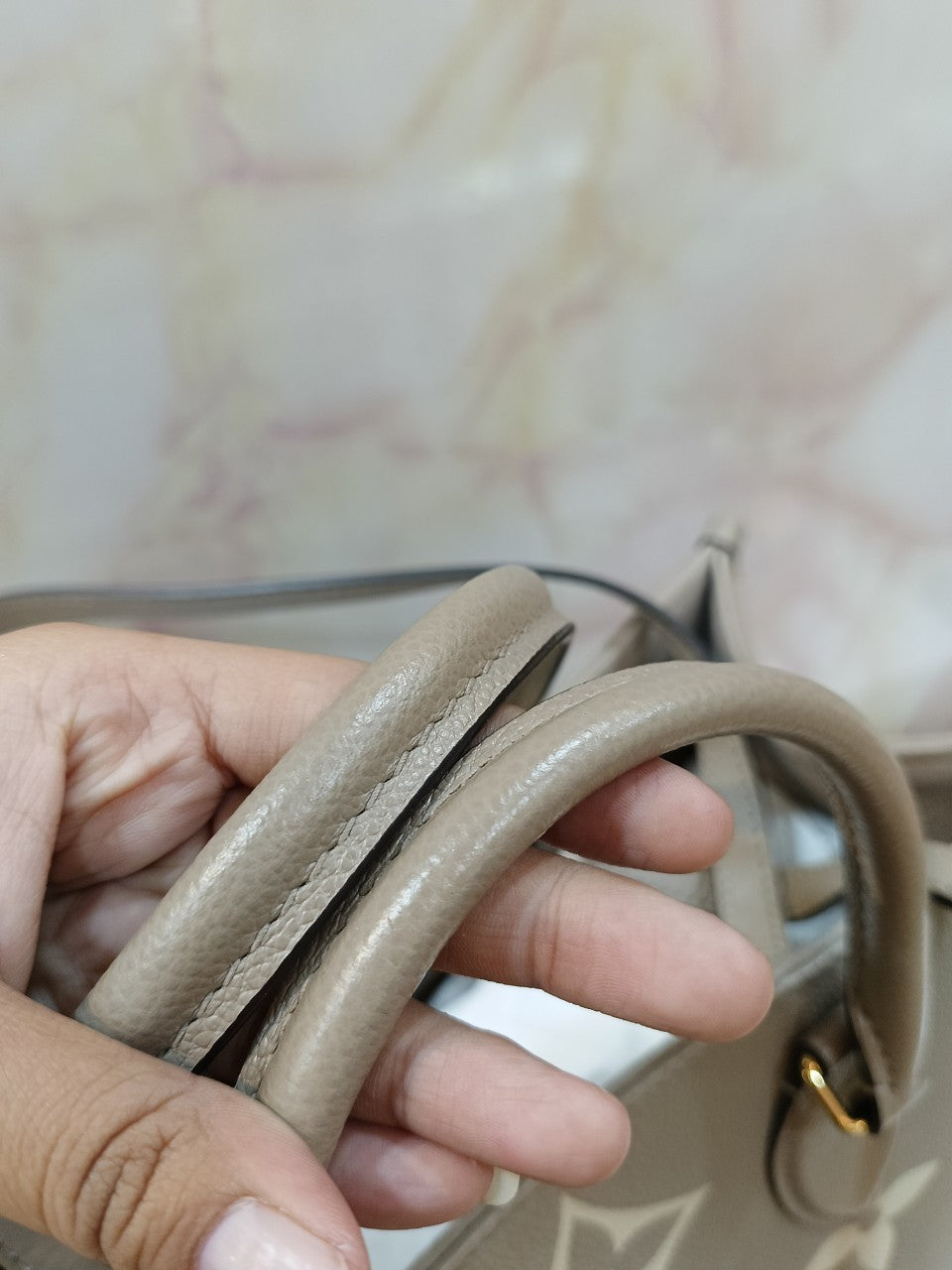 LV OTG MM Monogram Empreinte Tourterelle Cream 2022 (CHIP)