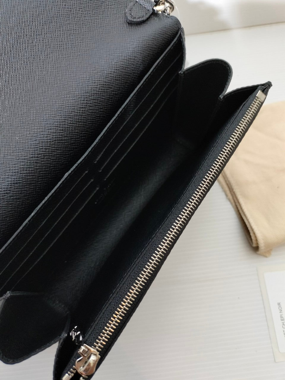 Lv Portefeuille Twist Chain Epi Noir 2019