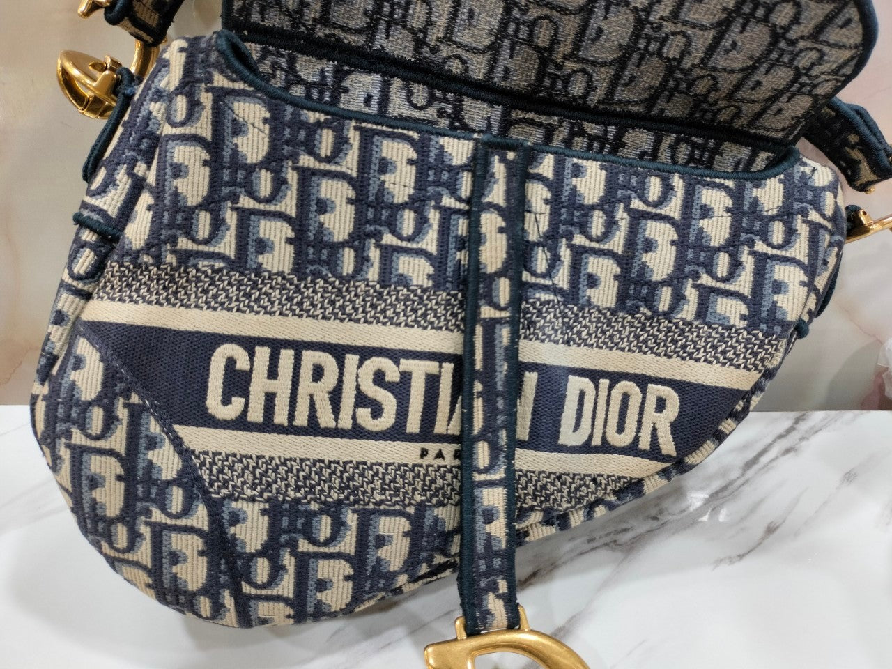 Dior Saddle Medium Oblique Embroidery Navy GHW 2020