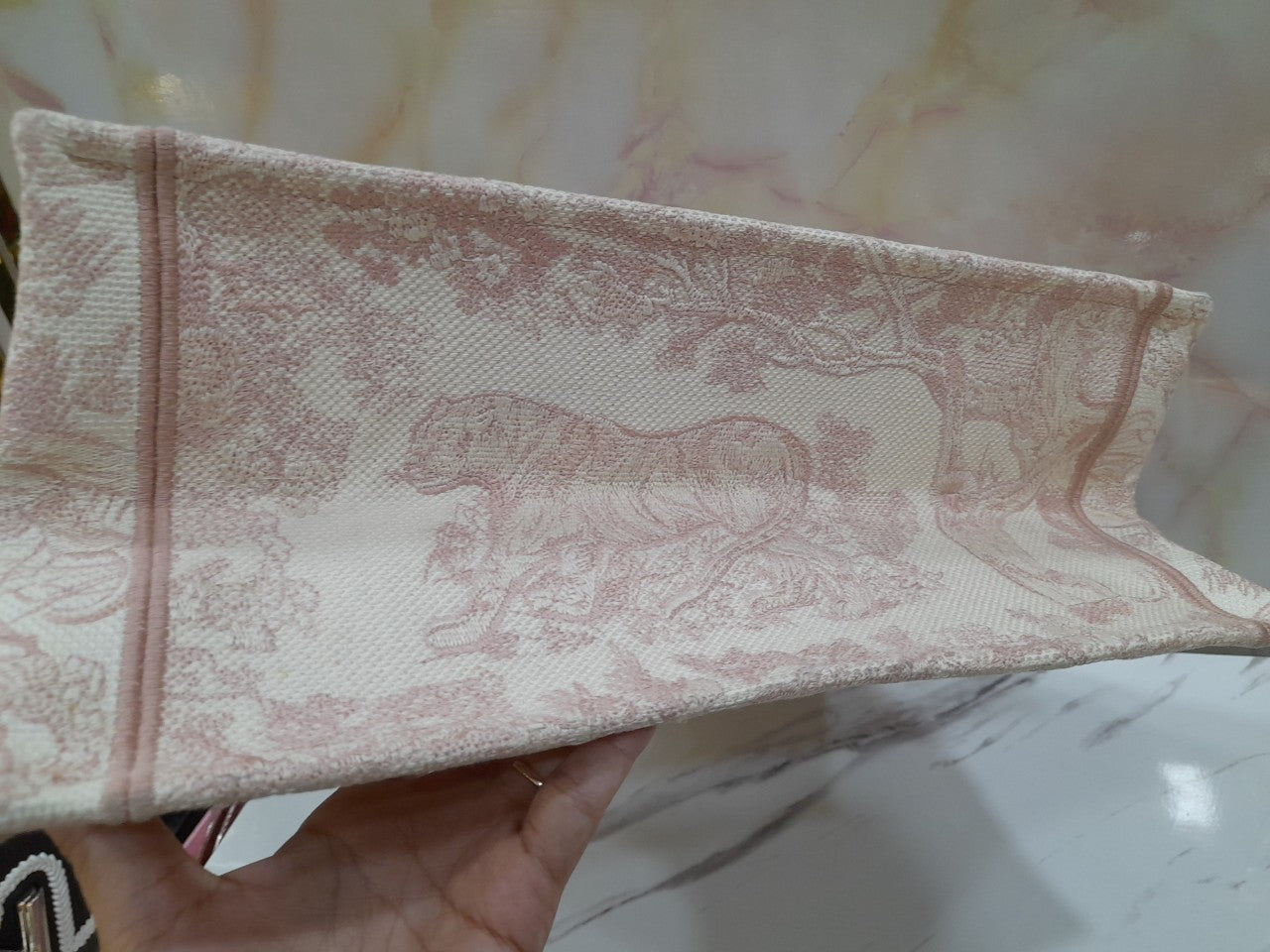 Dior Tote Book Medium Baby Pink Embroidery 2020