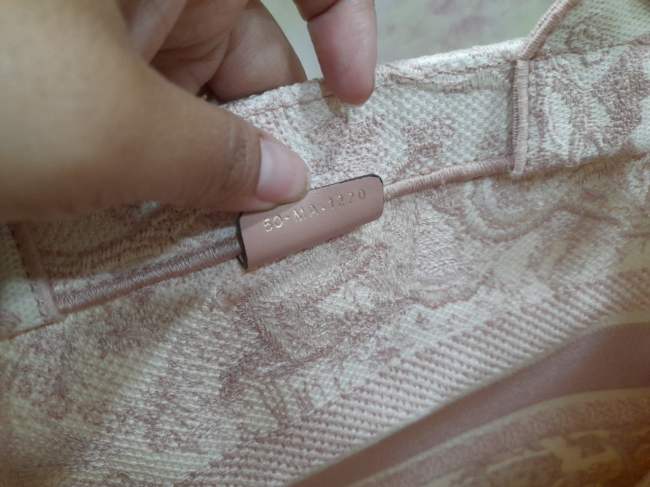 Dior Tote Book Medium Baby Pink Embroidery 2020