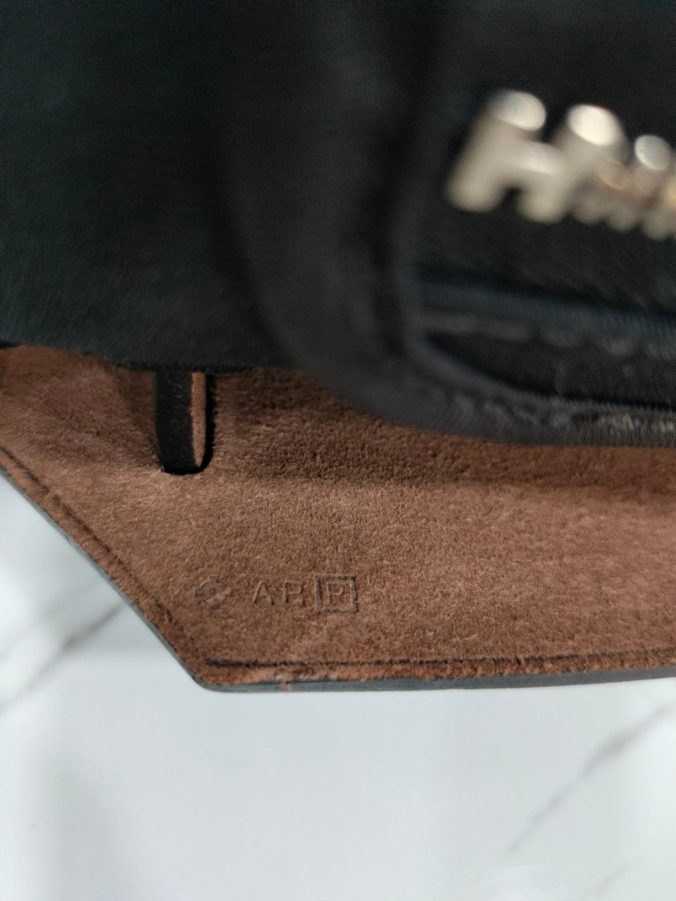 Herbag31 Black Canvas Flap Brown SHW #P Square