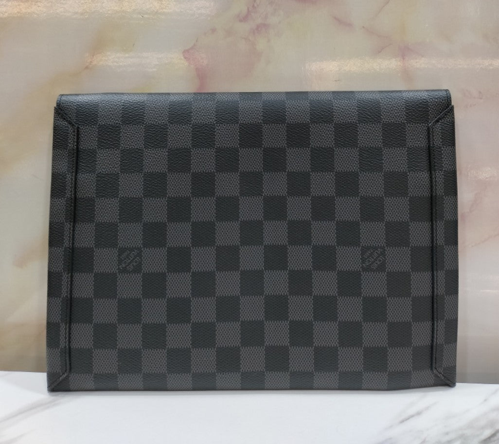 Lv Alpha Triple Pochette Graphite 2019