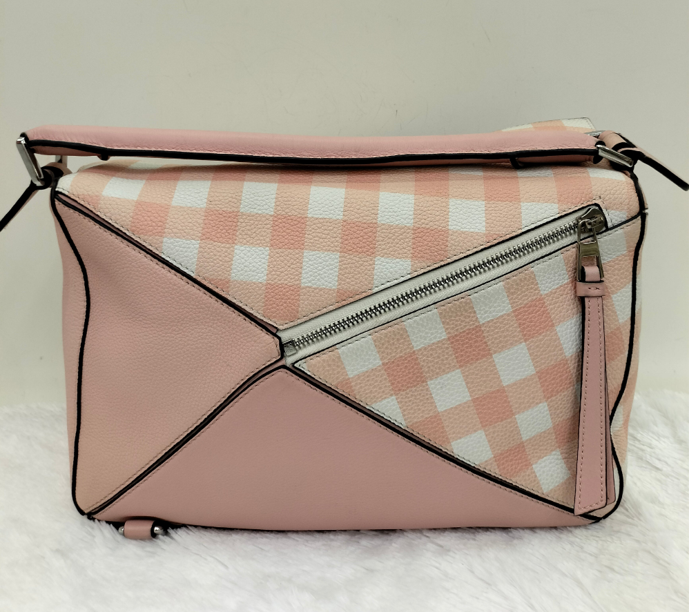 Loewe Puzzle Gingham Medium Pink White SHW 2017