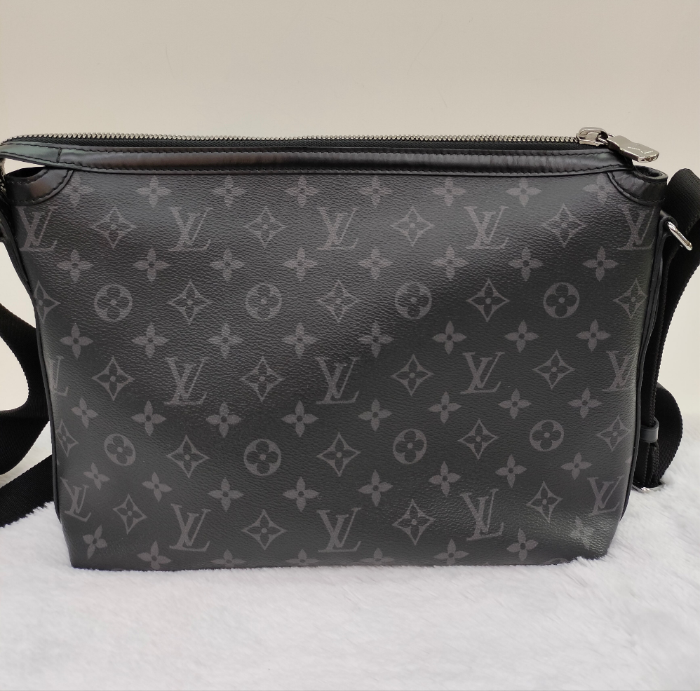 LV Odyssey PM Messenger Monogram Eclipse Noir 2018