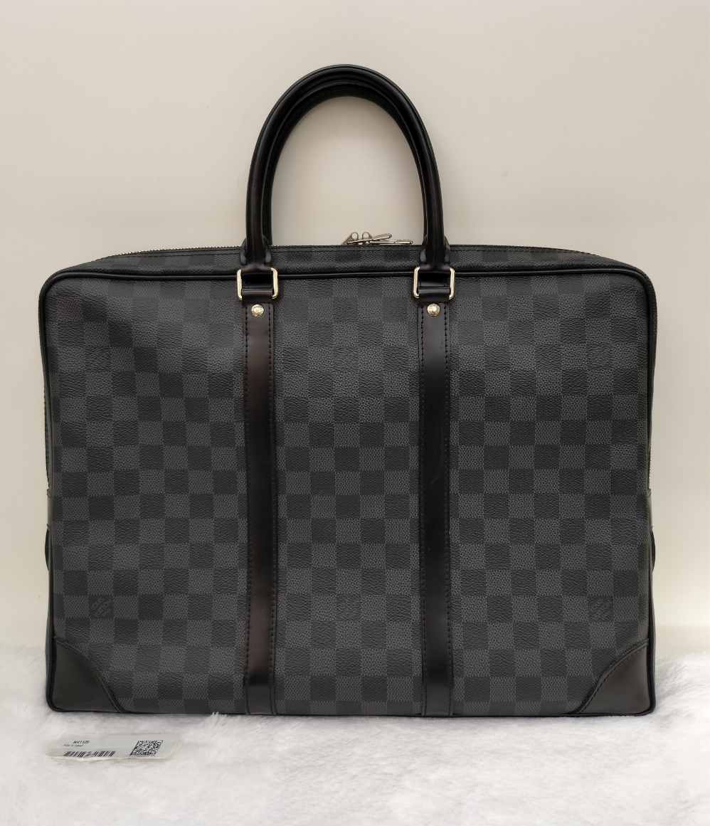 LV PDV Graphite 2016