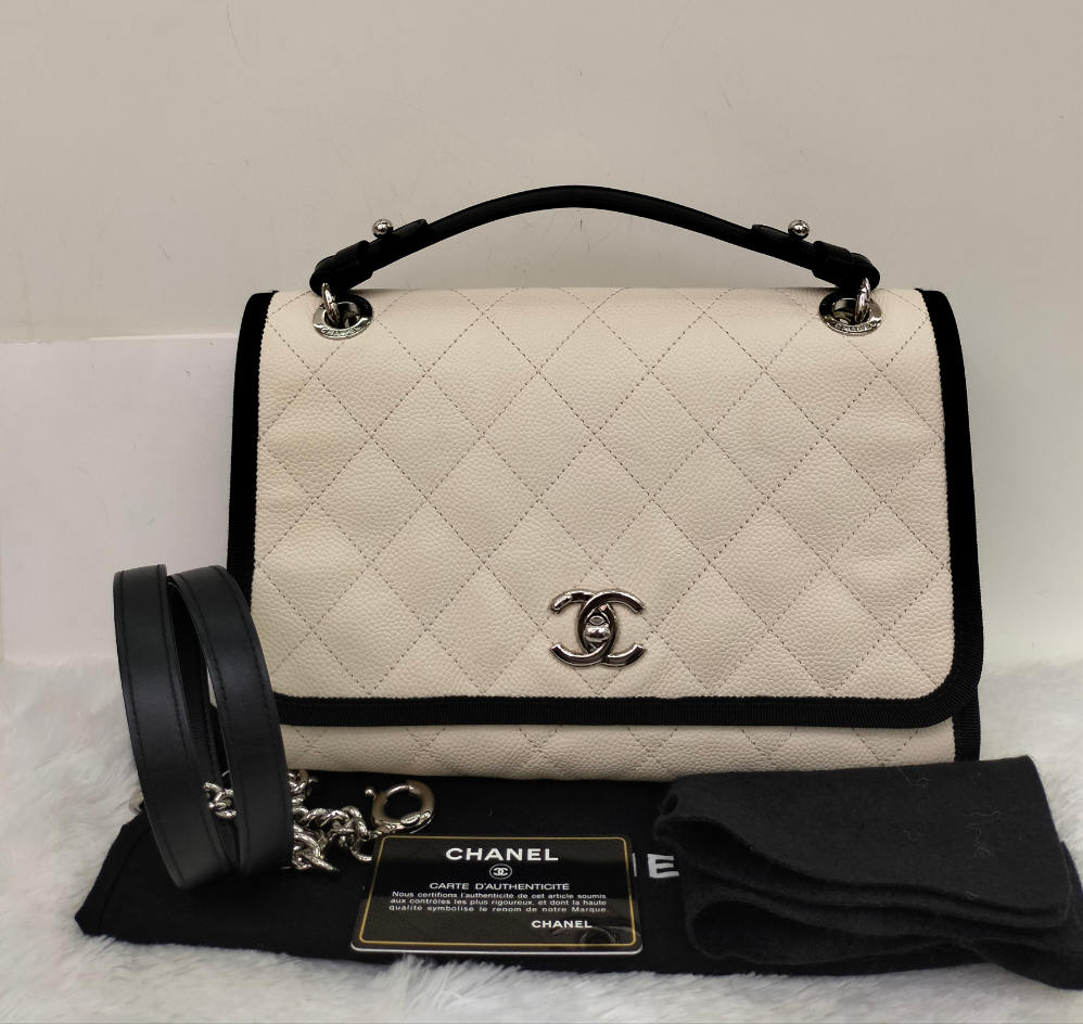 Chanel Flap Caviar White Black SHW #25