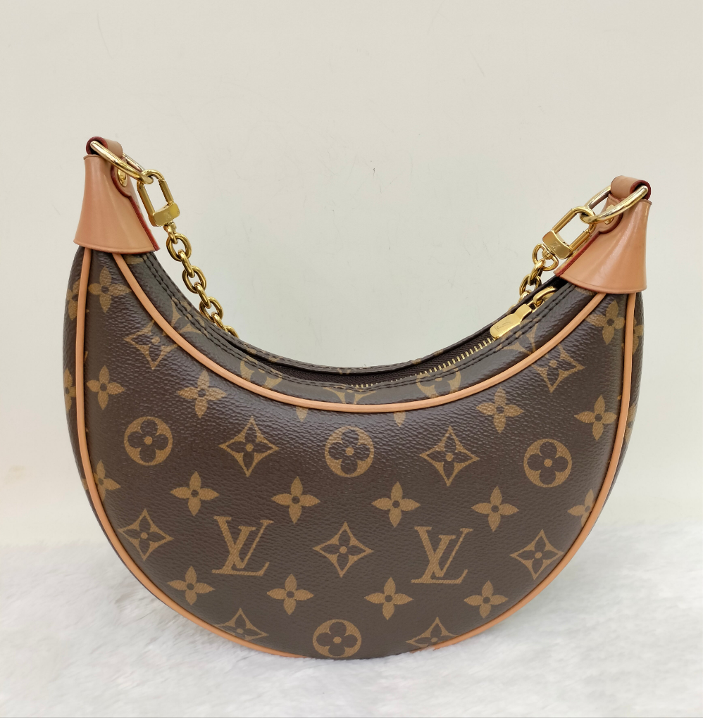 LV Loop Monogram (CHIP)