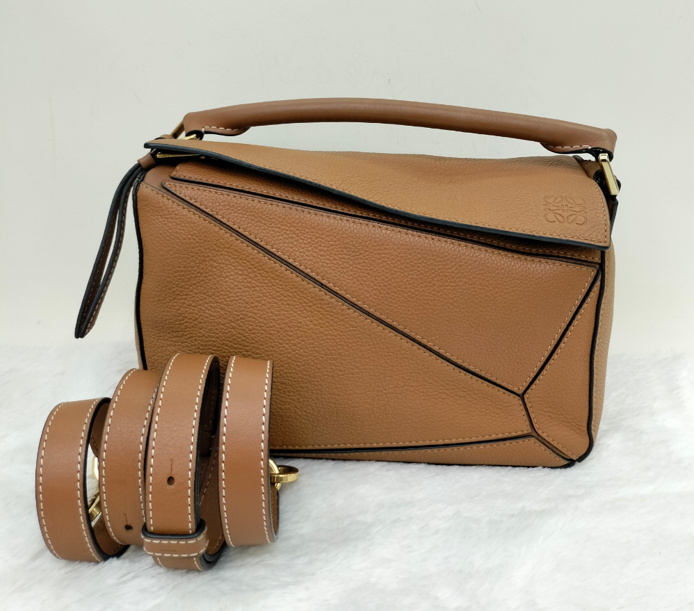 Loewe Puzzle Small Grained Caramel GHW 2020