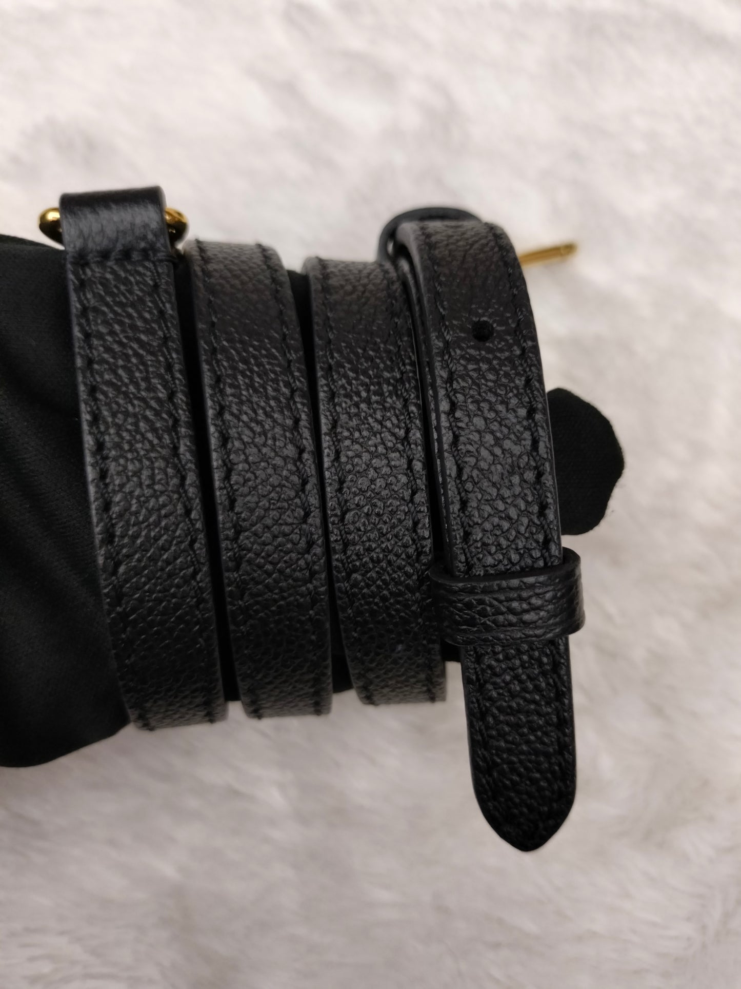 LV OTG PM Empreinte Noir (CHIP)