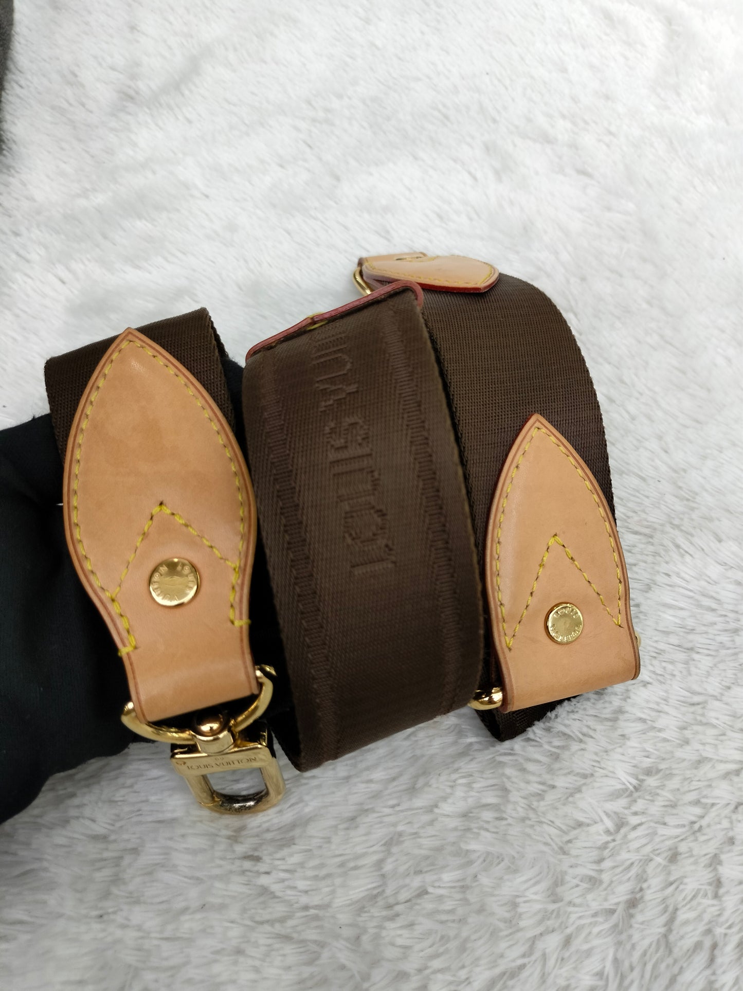 LV Neo Monogram 2010