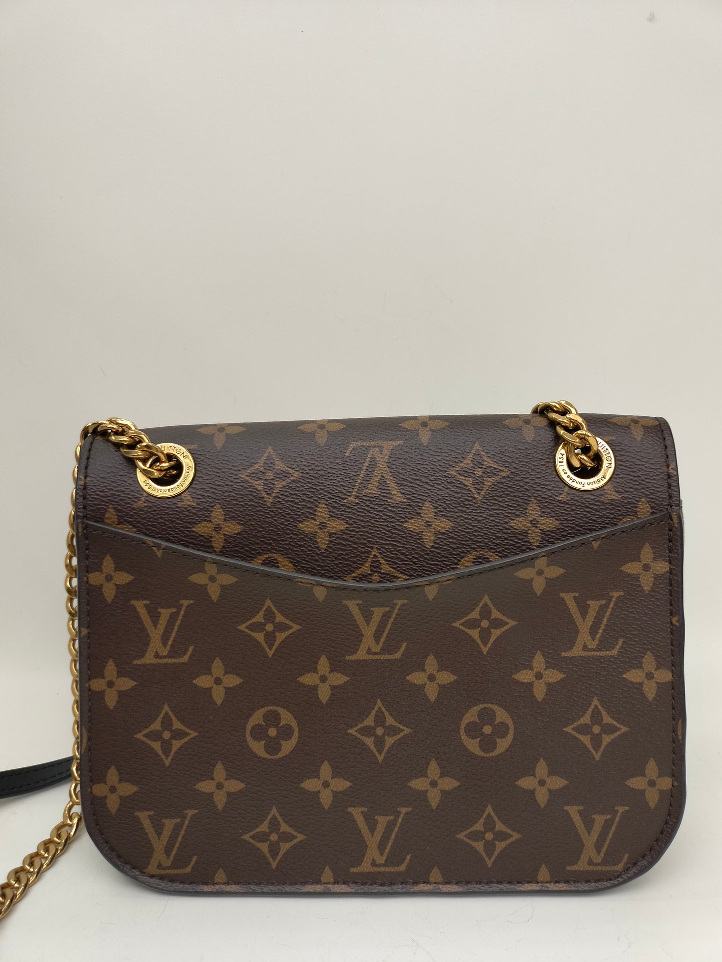 LV Passy NM Monogram 2021 (CHIP)