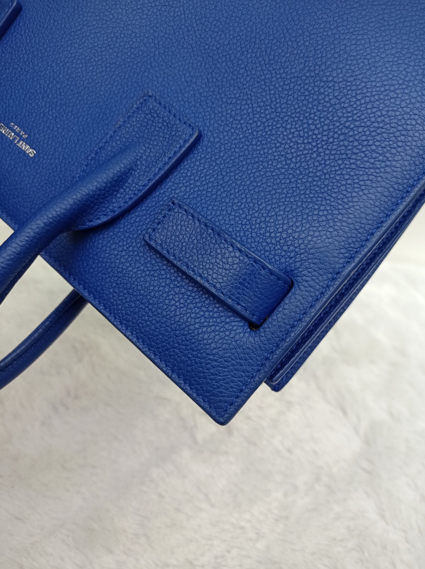 YsL SDJ Mini Grained Blue SHW 2015
Size 26 x 21 x 12cm