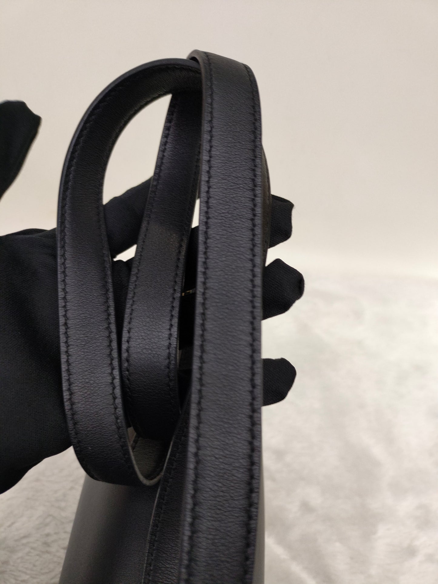 C24 HSS Evercolour Black RH GHW #A