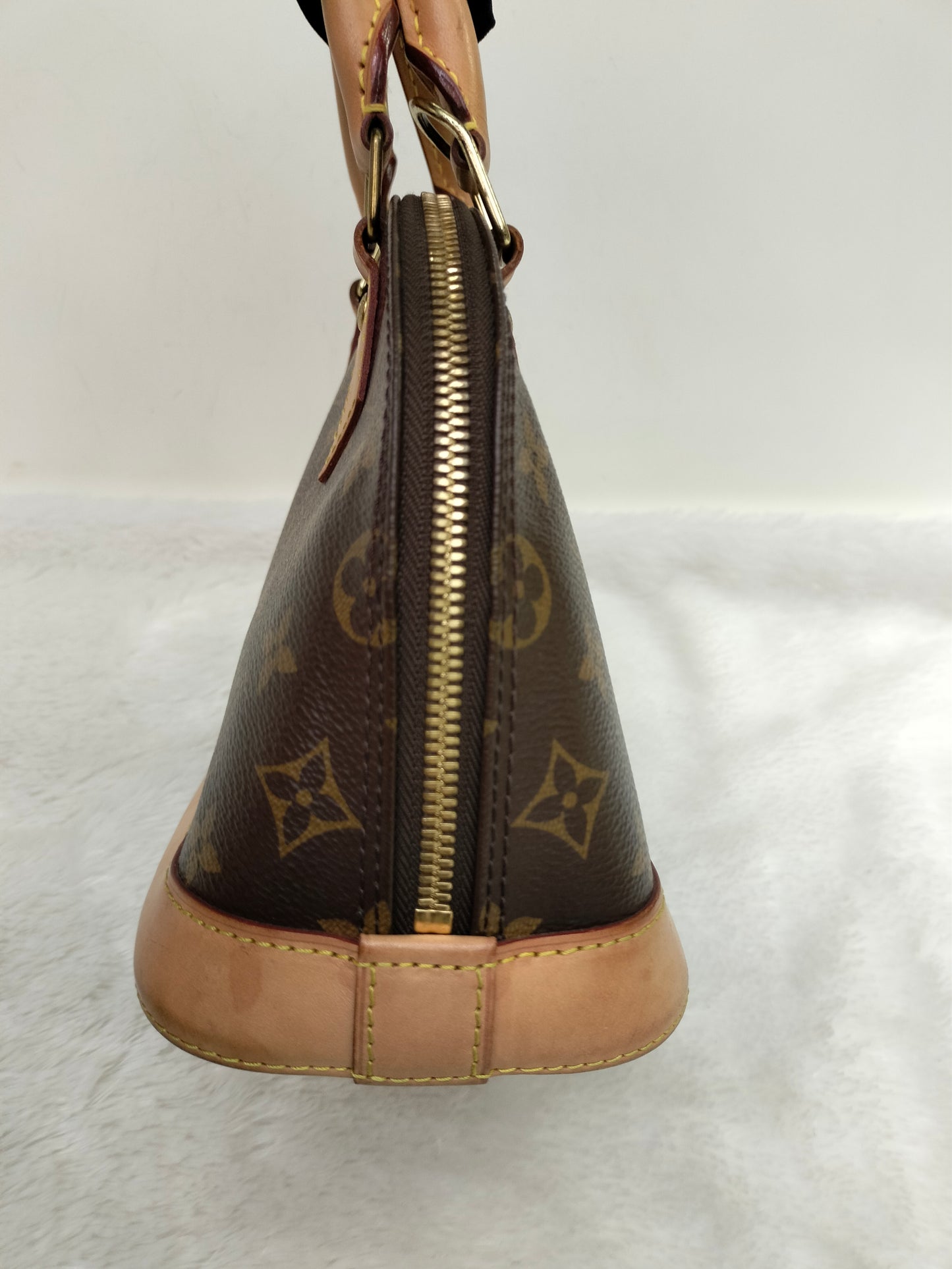 LV Alma BB Monogram 2018