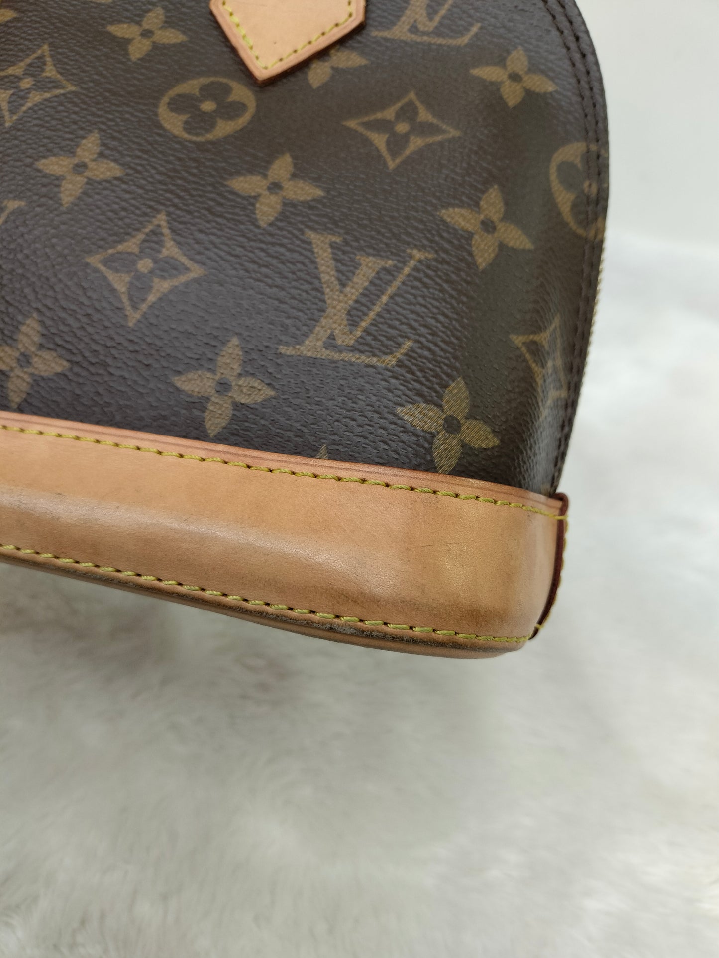 LV Alma BB Monogram 2018