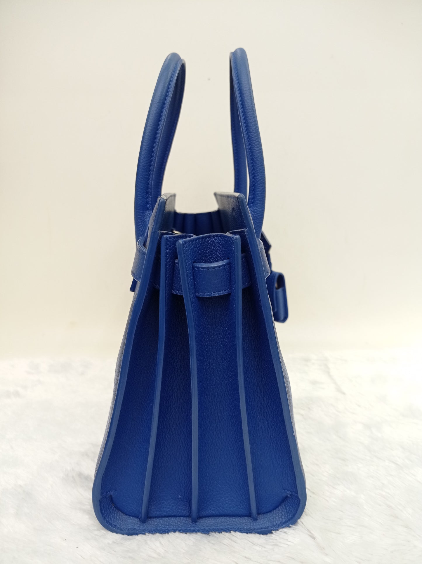 YsL SDJ Mini Grained Blue SHW 2015
Size 26 x 21 x 12cm
