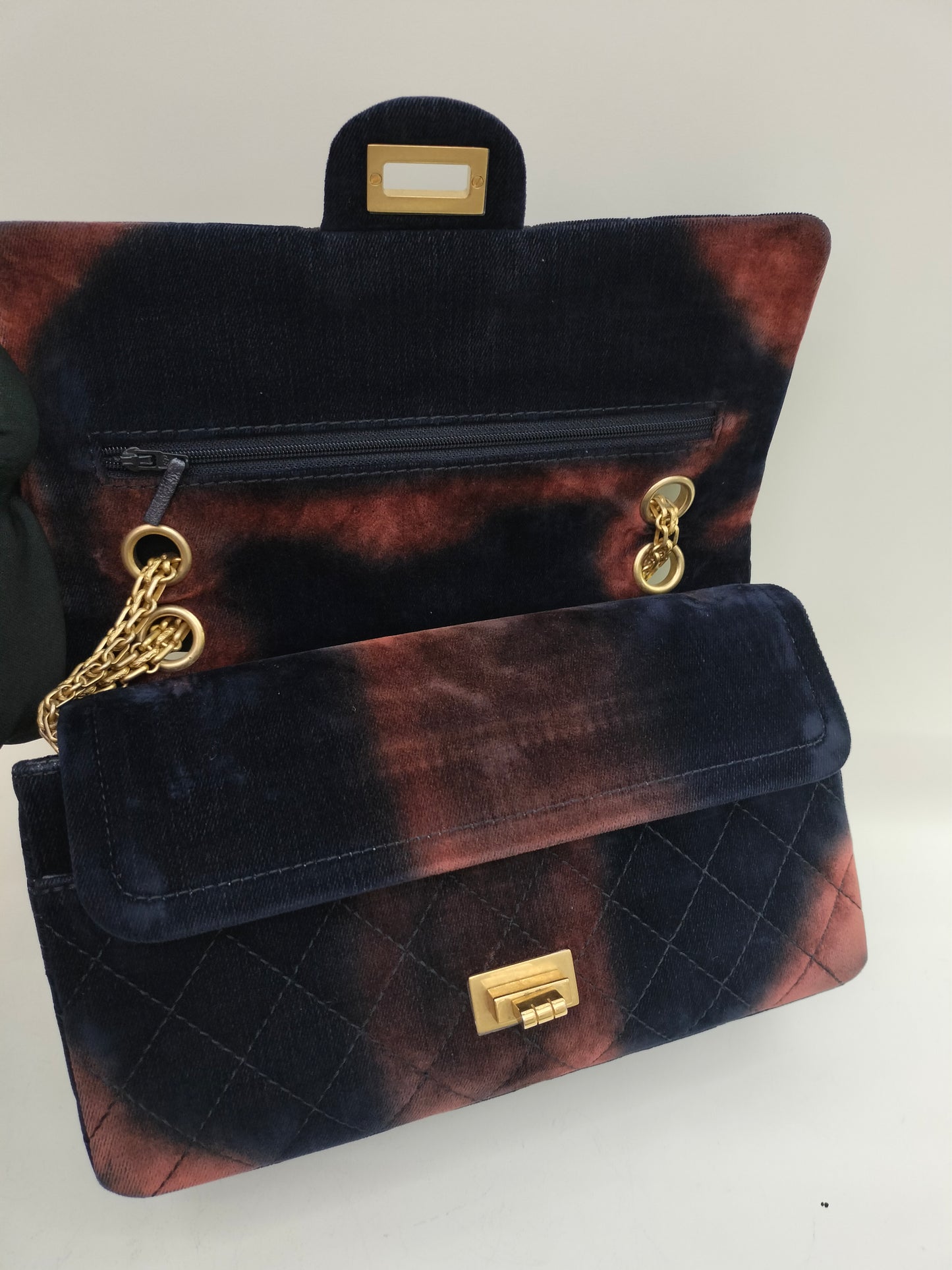 Chanel Reissue Medium Velvet Ombre GHW DF #24