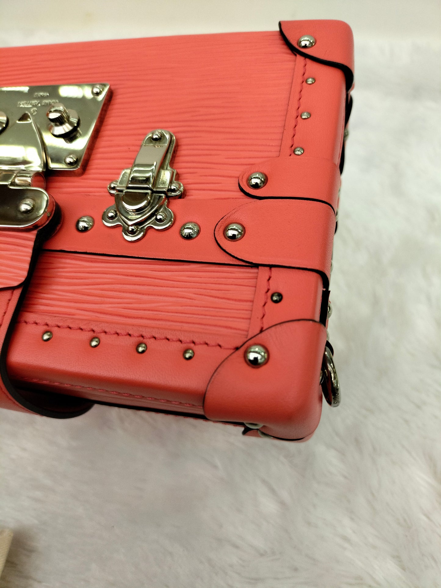 LV Petite Malle Trunk Epi Salmon 2016