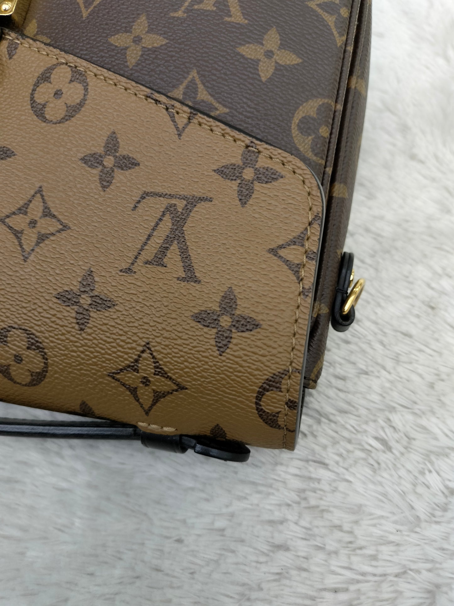 LV Metis Reverse (CHIP)