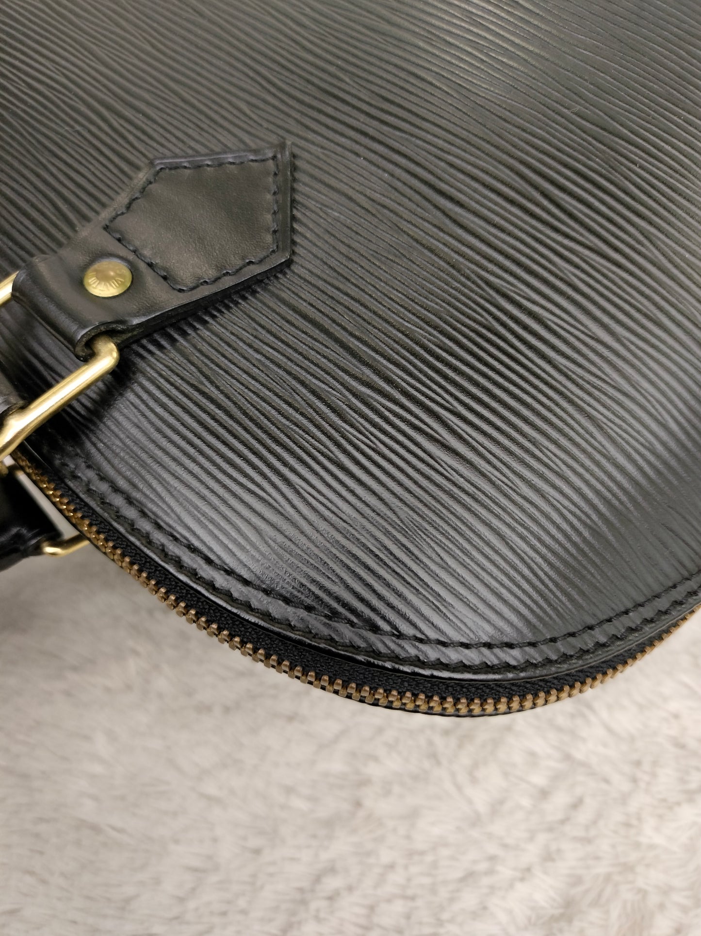 LV Alma PM Epi Black Vintage