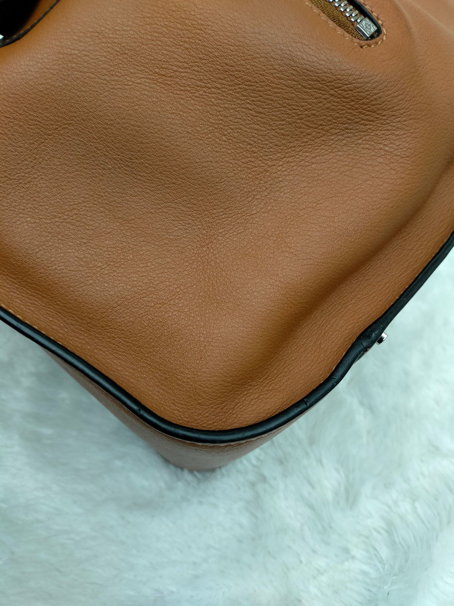 Loewe Hammock Small Tan SHW 2016