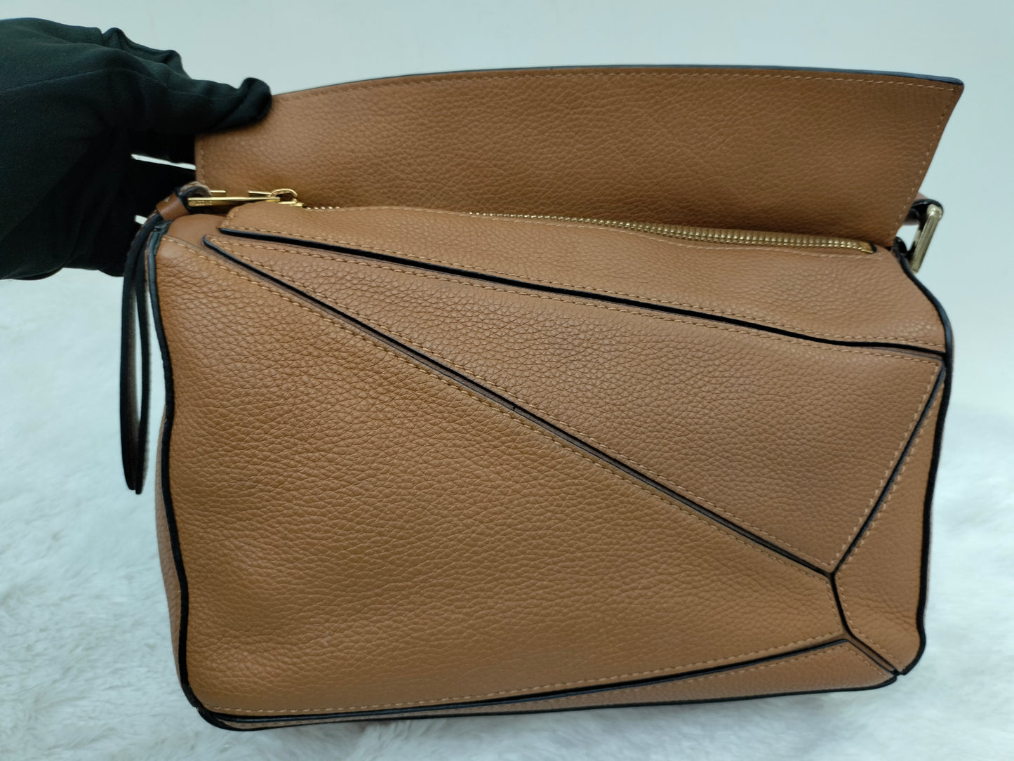 Loewe Puzzle Small Grained Caramel GHW 2020