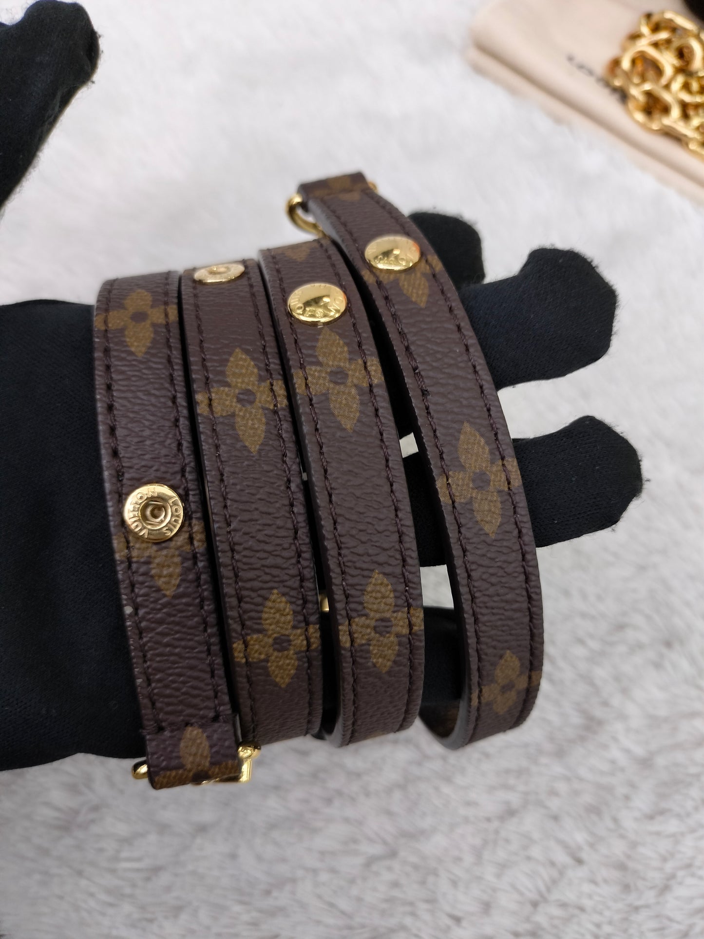 LV Pochette Metis East West Monogram 2023 (CHIP)