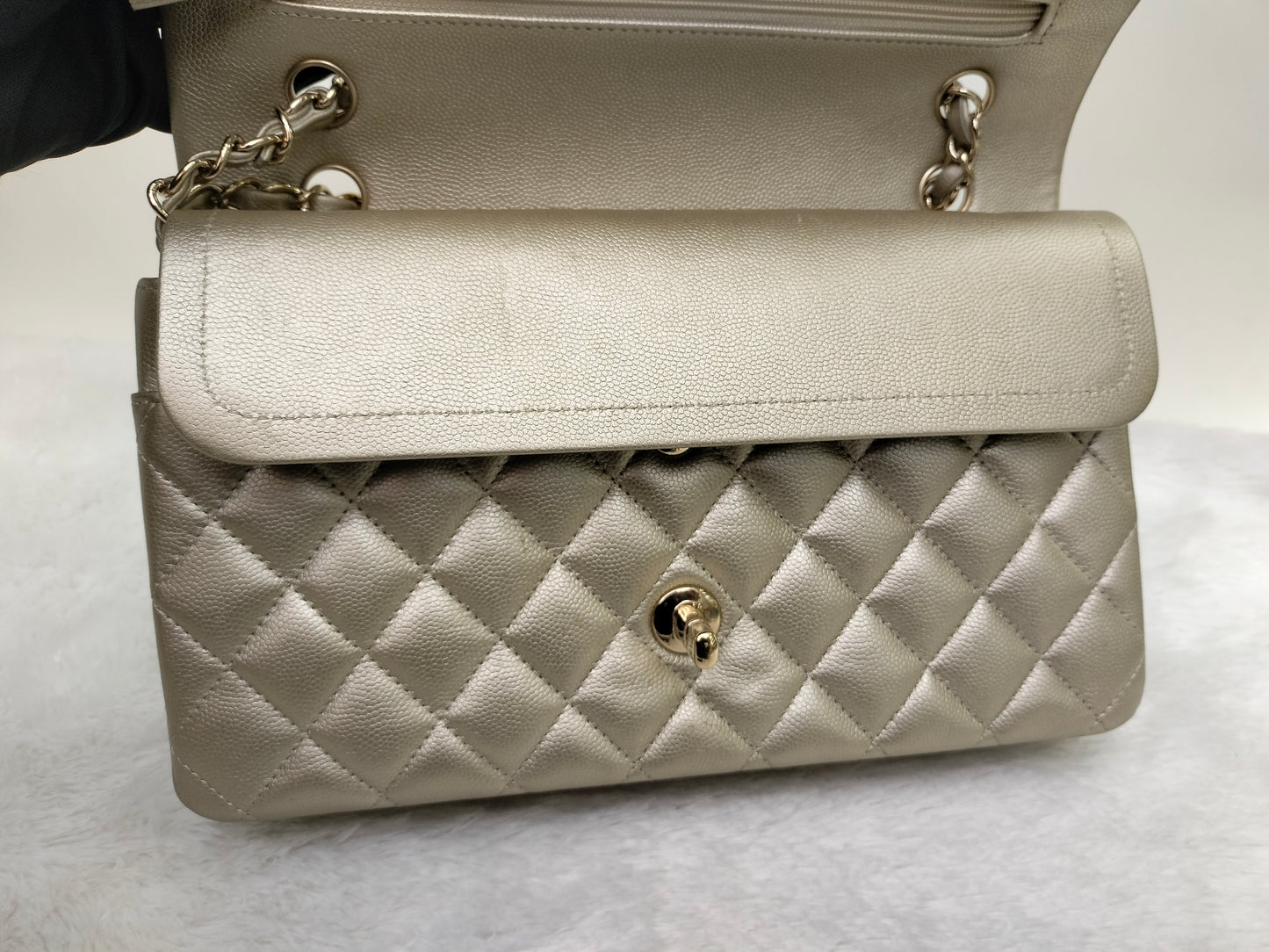Chanel Medium Caviar Champagne GHW DF #23