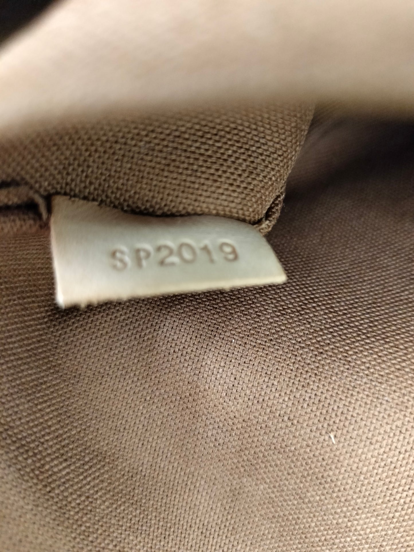 LV Tivoli GM Monogram 2009