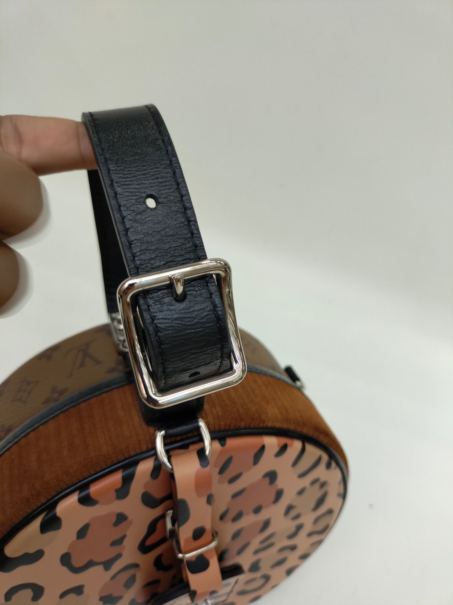 LV Petite Boite Chapeau Leopard Monogram Reverse 2018