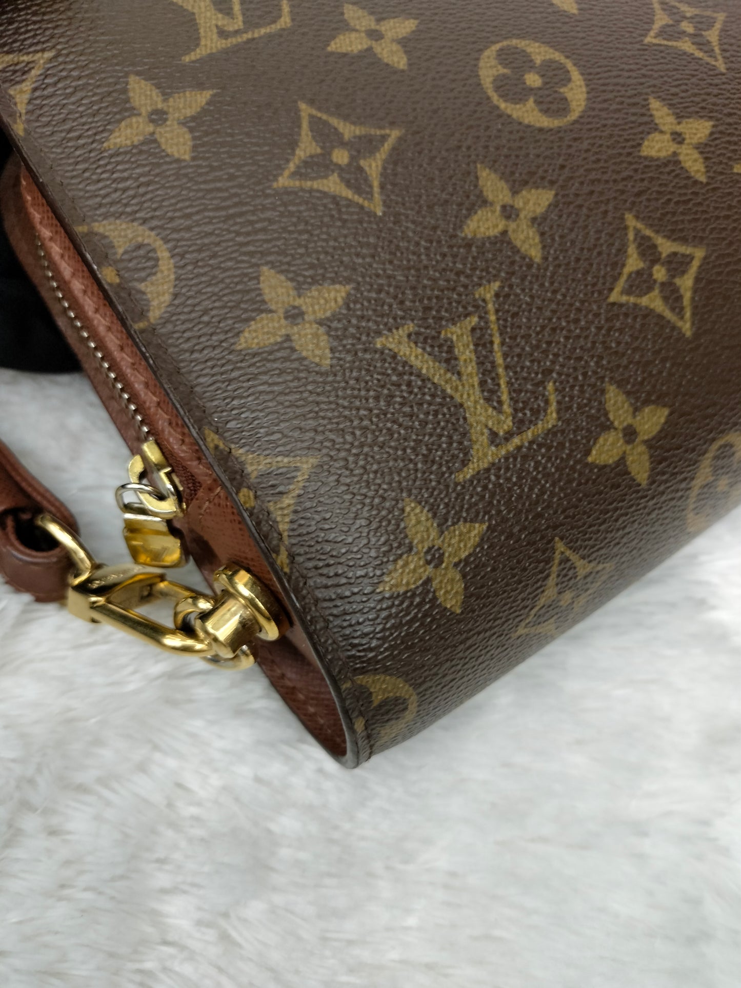 LV Orsay Monogram 2008