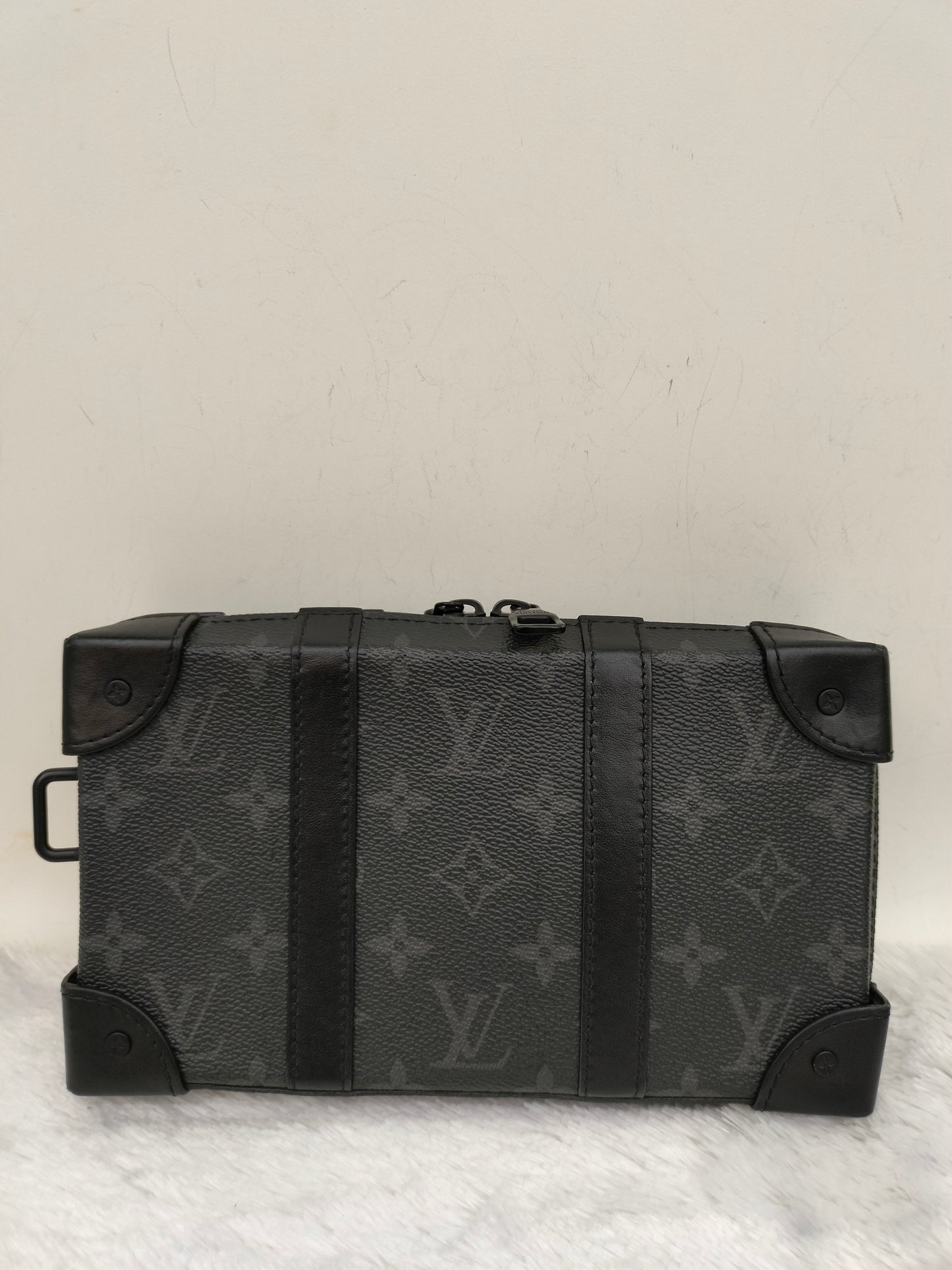 LV Soft Trunk Wallet Monogram Eclipse (CHIP)