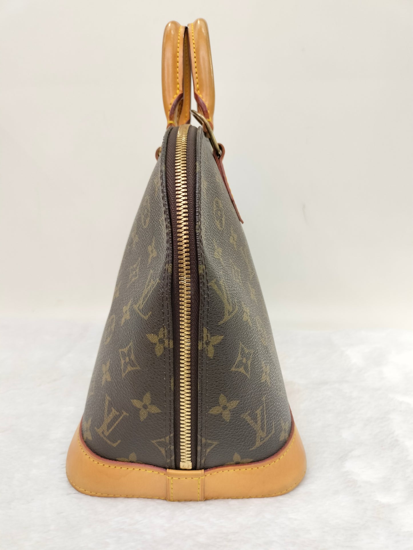 LV Alma PM Monogram 2006