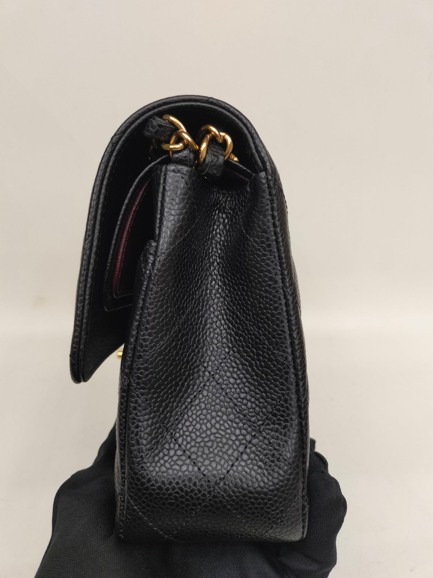 Chanel Medium Caviar Black GHW DF (CHIP)