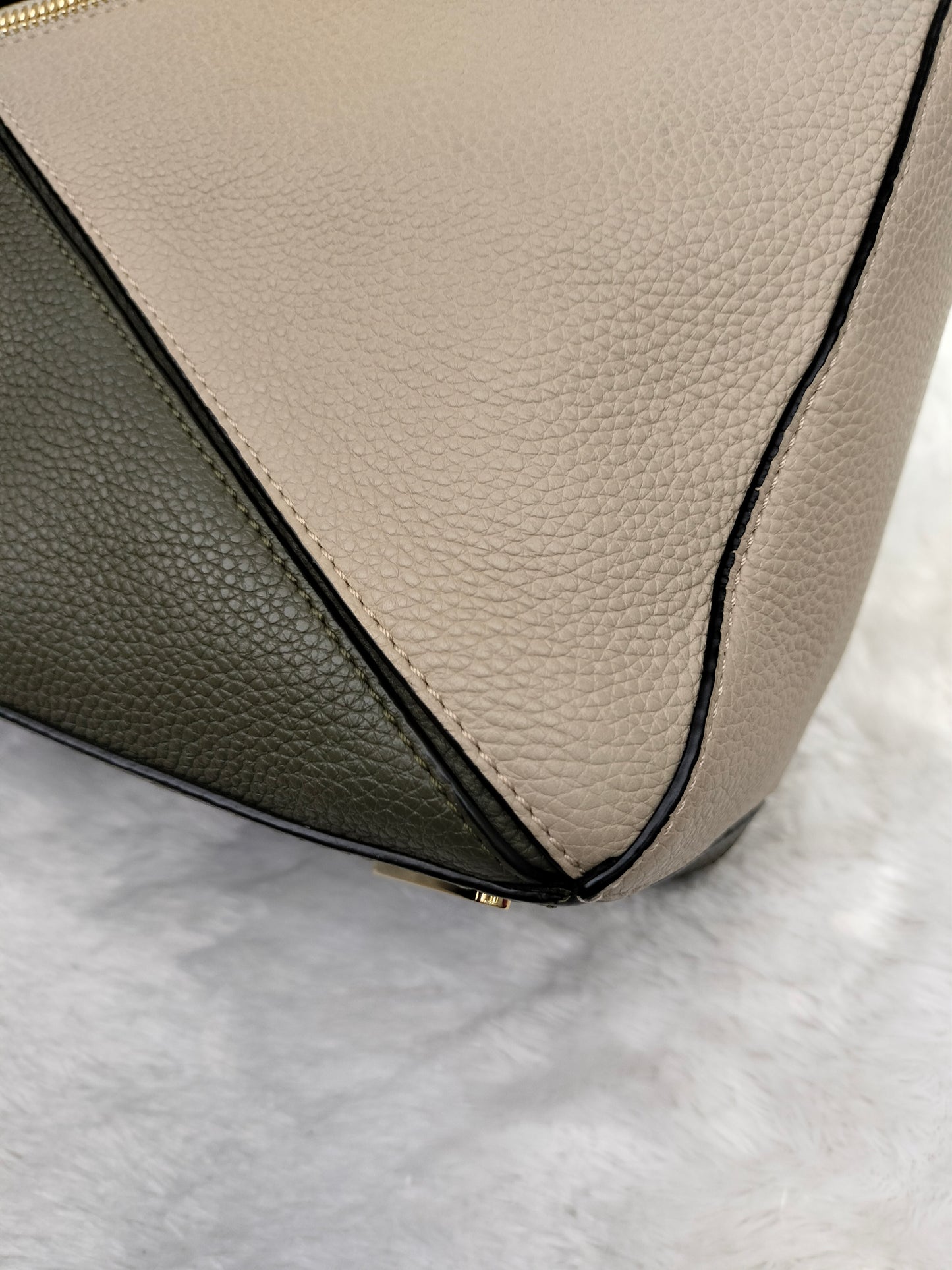 Loewe Puzzle Medium Grained Khaki 3 tone GHW 2018