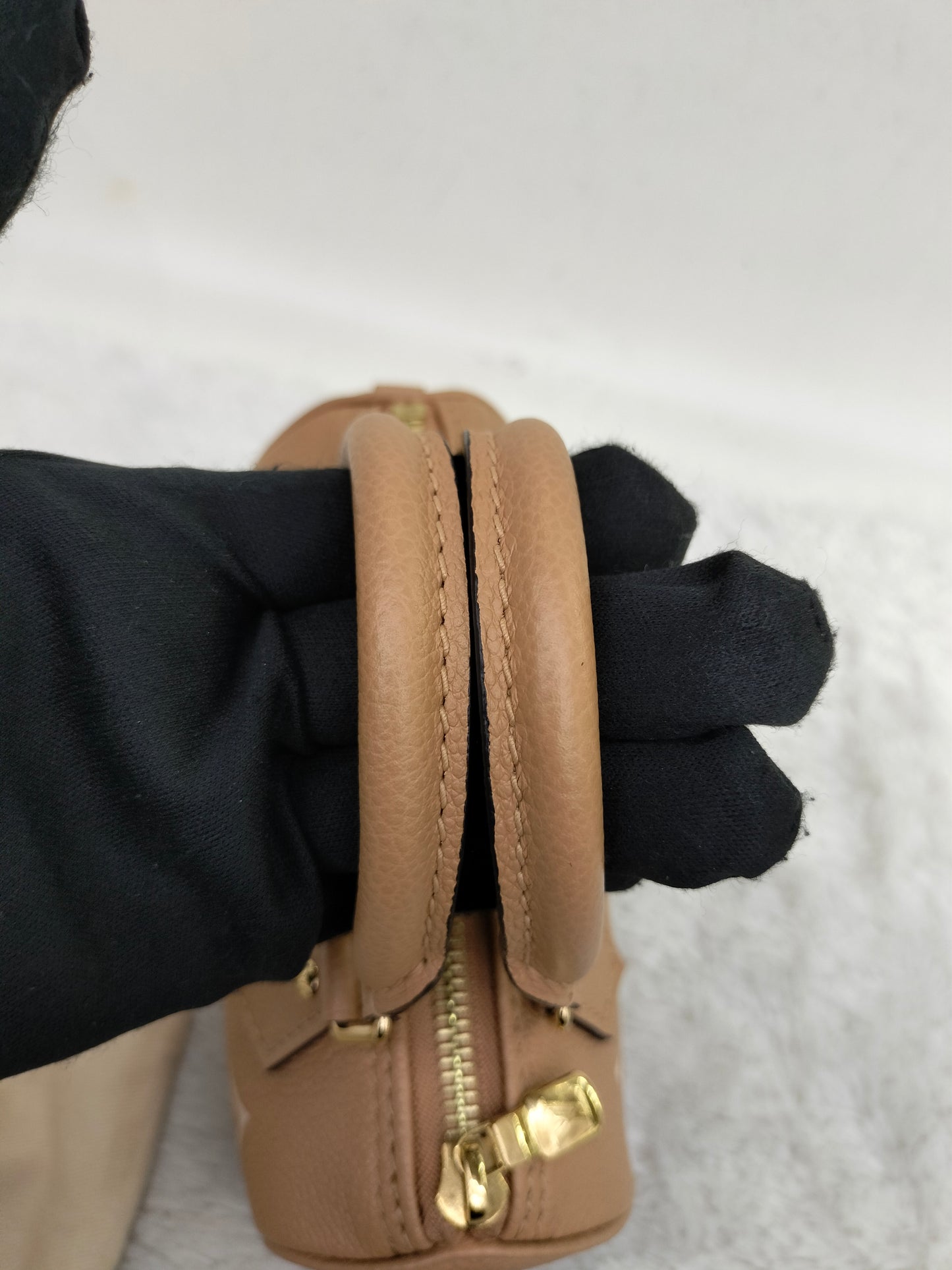 LV Nano Speedy Monogram Empreinte Arizona Creme (CHIP)