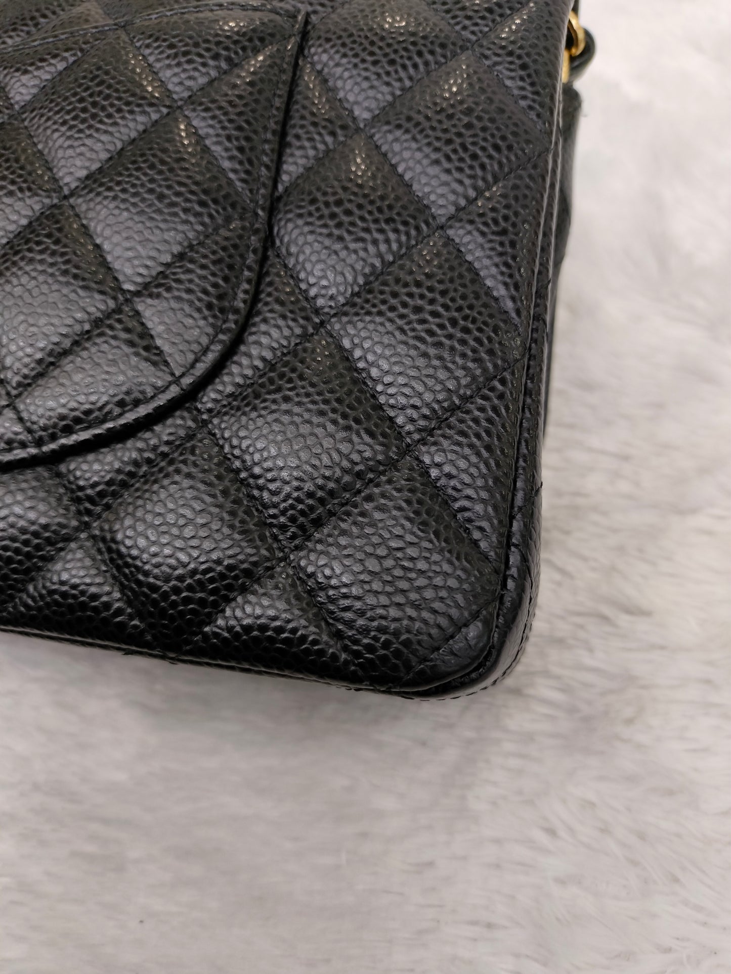 Chanel Medium Caviar Black GHW DF #29