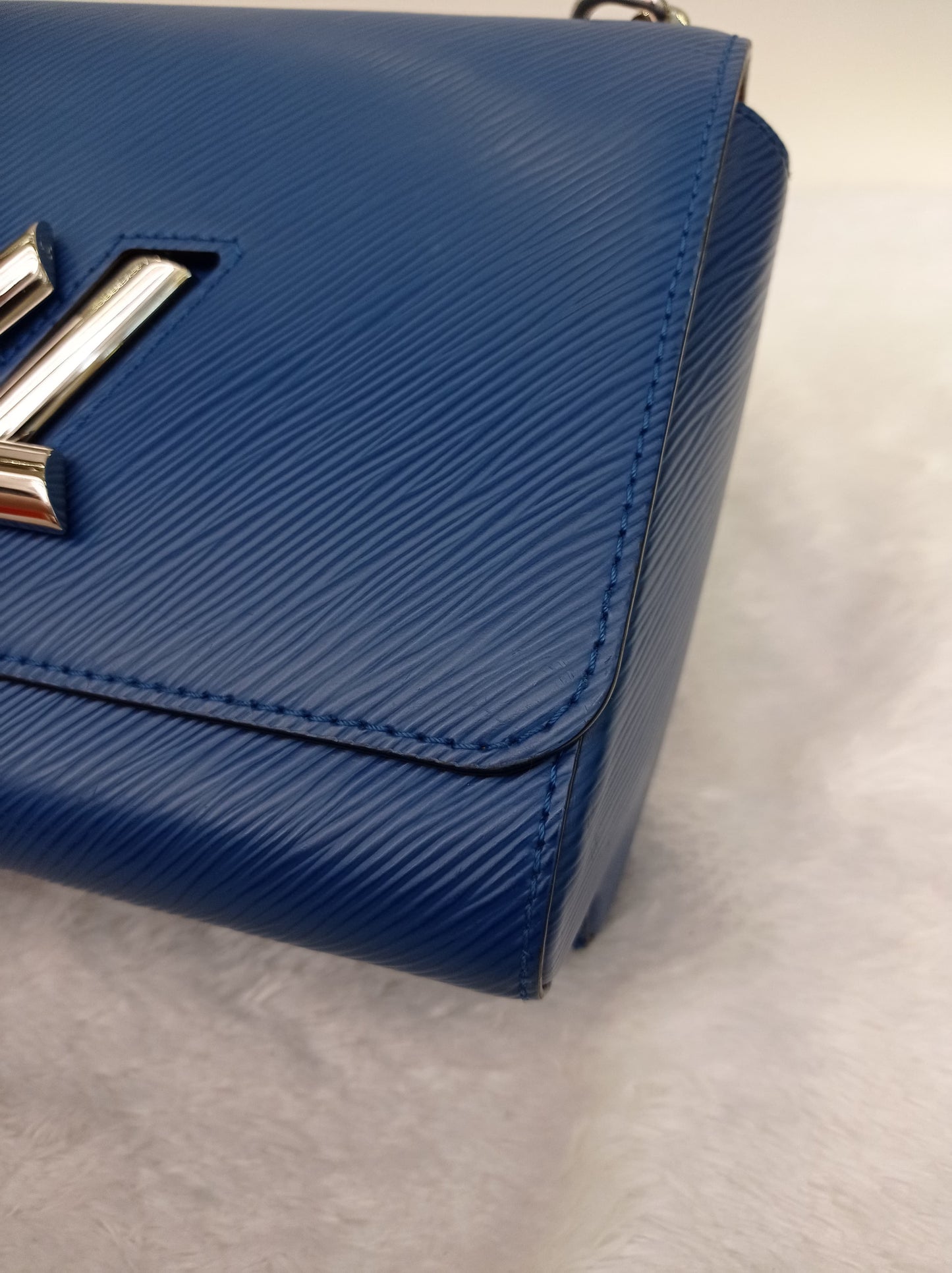 LV Twist MM Epi Braided Bleu Roi Safran Black 2019