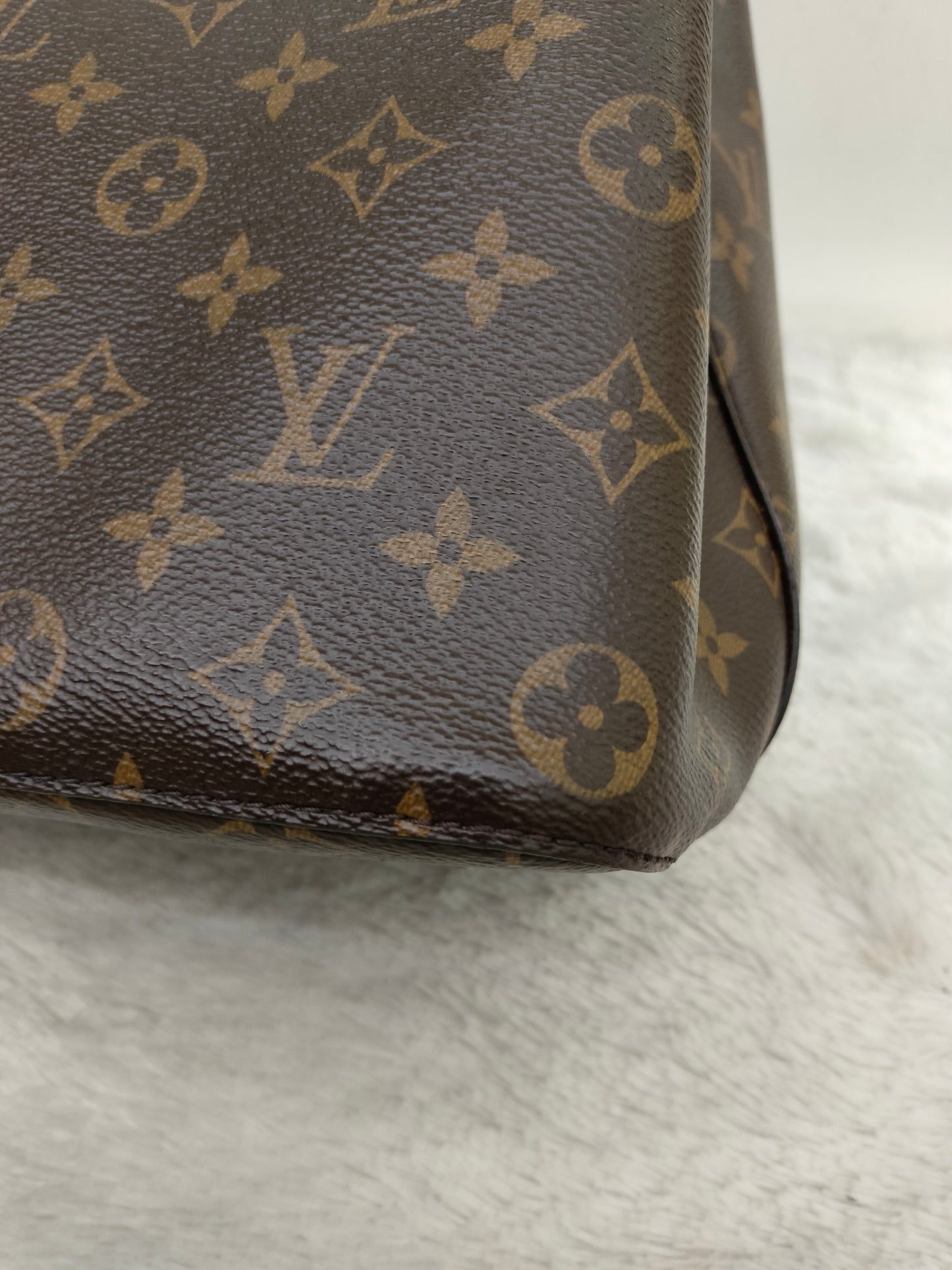 LV Neo Noe MM Monogram Caramel (CHIP)